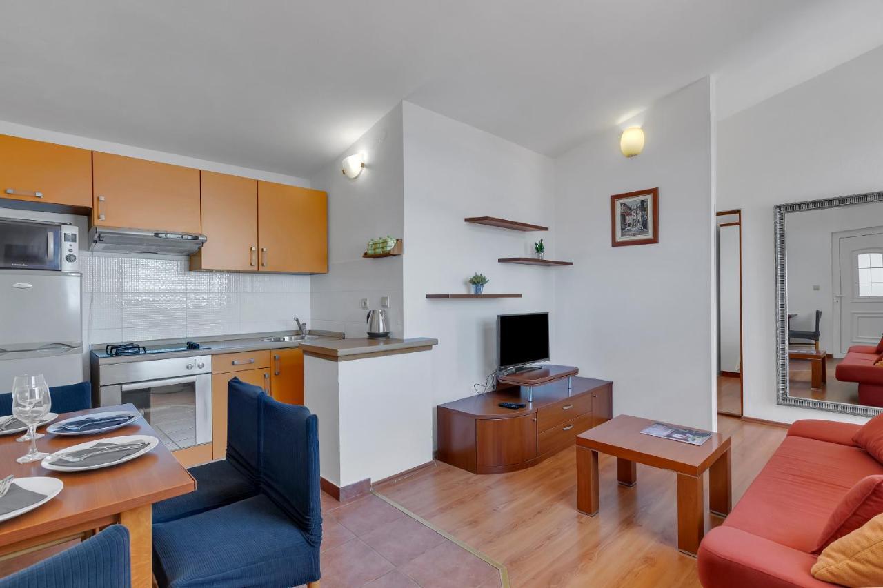 Apartmani Verica Tučepi المظهر الخارجي الصورة