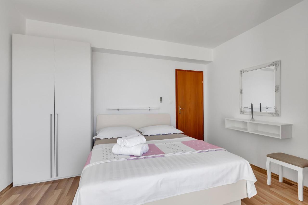 Apartmani Verica Tučepi المظهر الخارجي الصورة